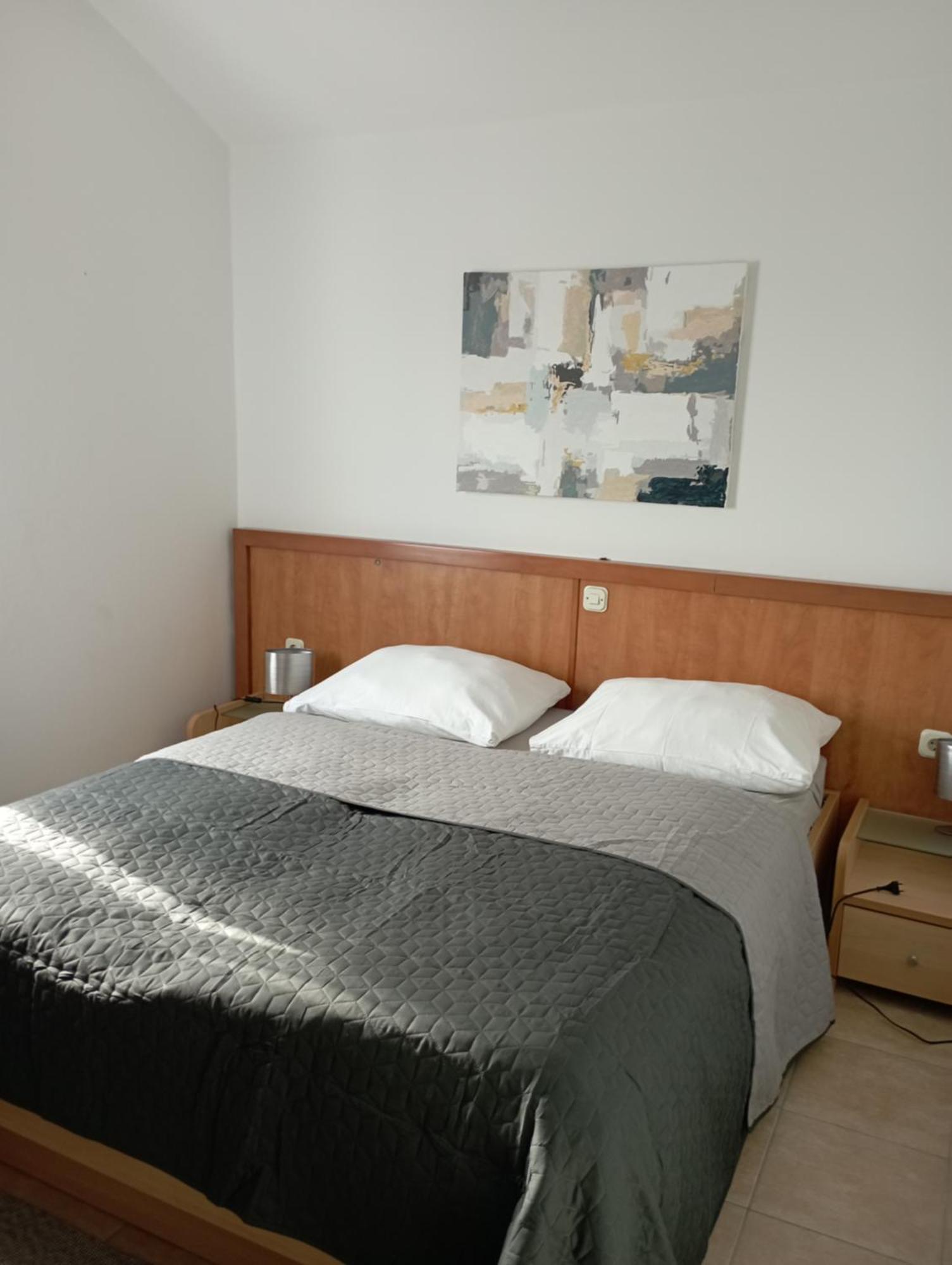 Apartments Frigan มาสเลนีซา ภายนอก รูปภาพ