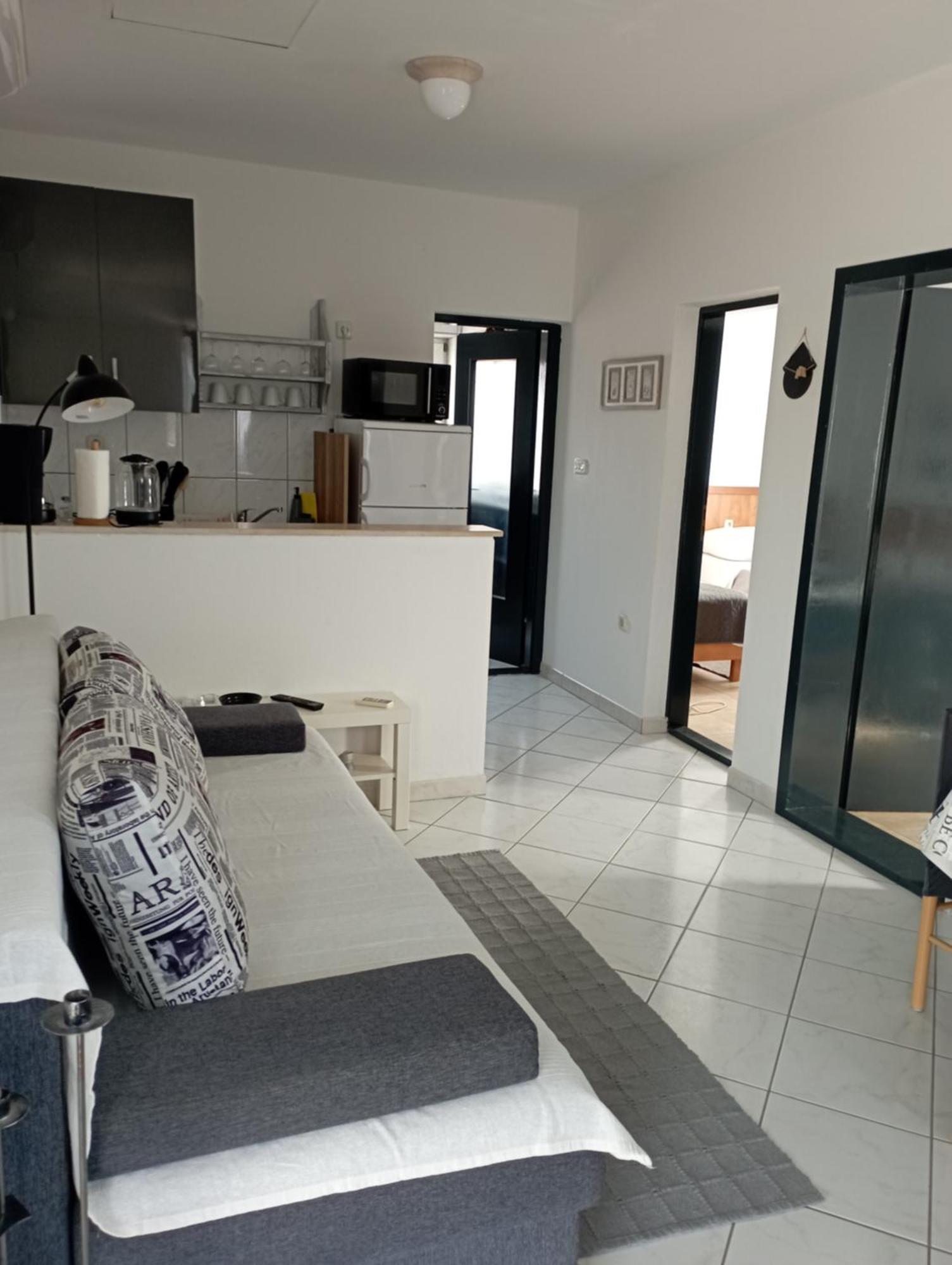 Apartments Frigan มาสเลนีซา ภายนอก รูปภาพ
