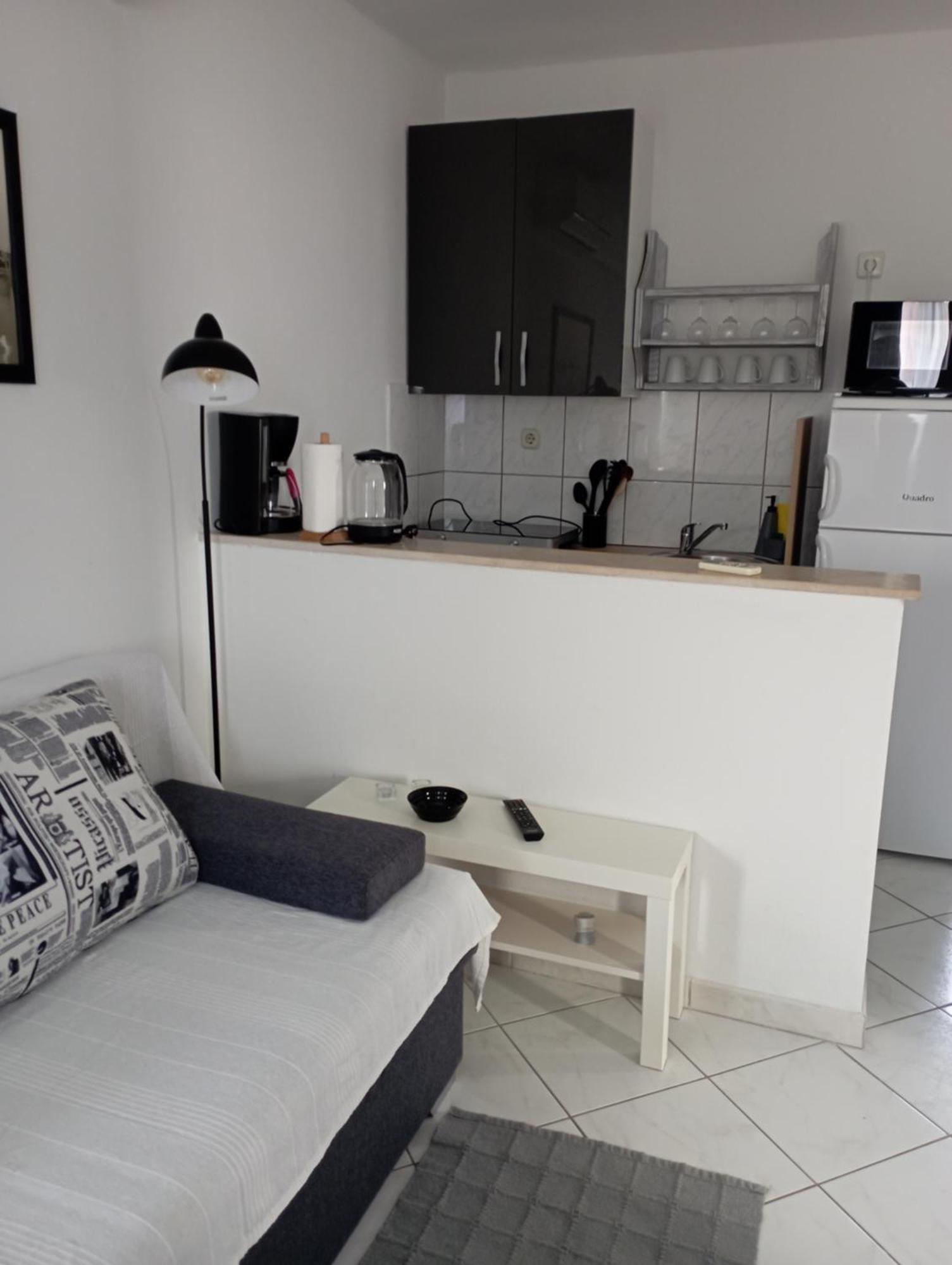 Apartments Frigan มาสเลนีซา ภายนอก รูปภาพ